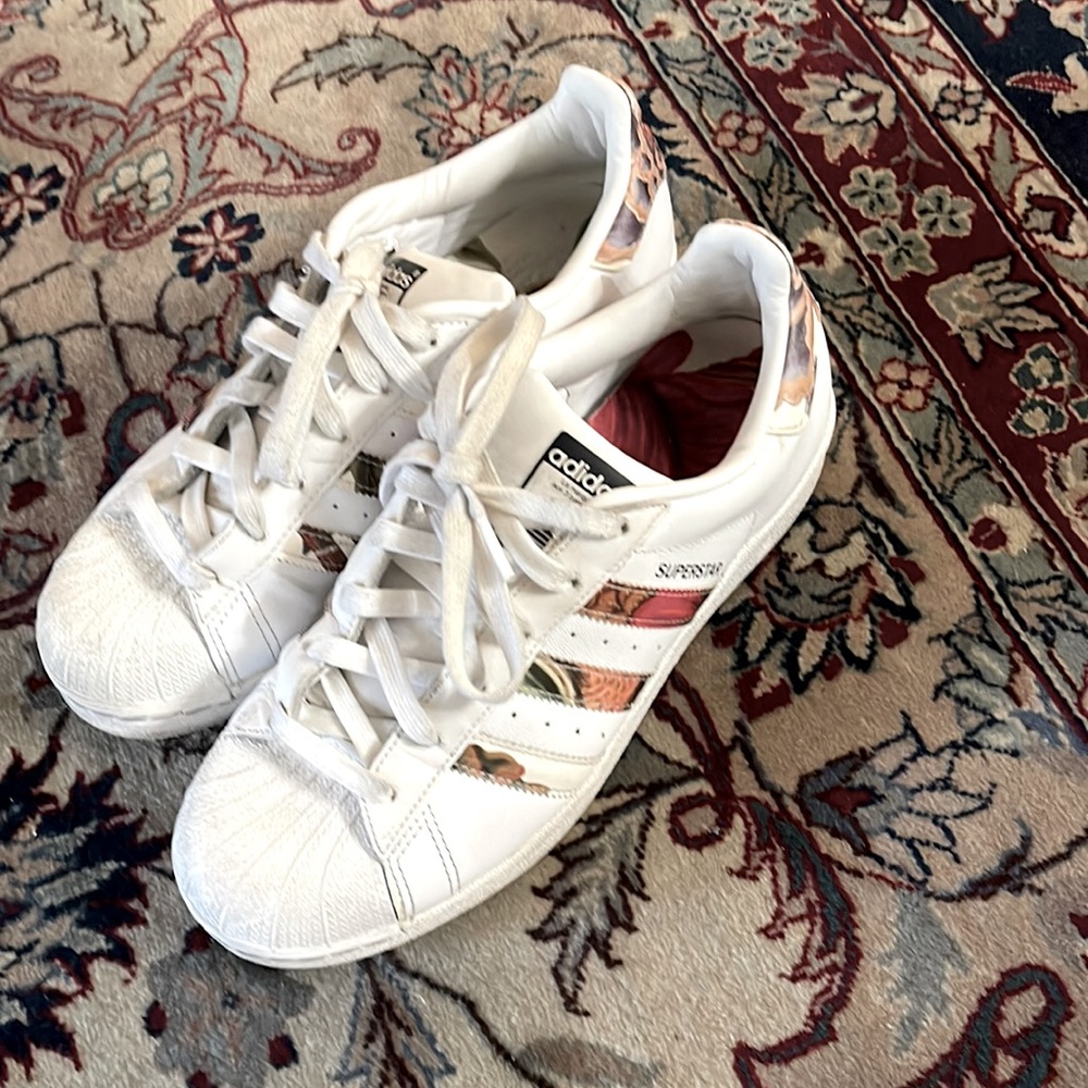 Adidas superstar